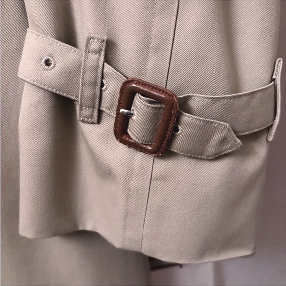 Vintage Burberrys’ Trench Coat - Made in England - Picture 9 of 13